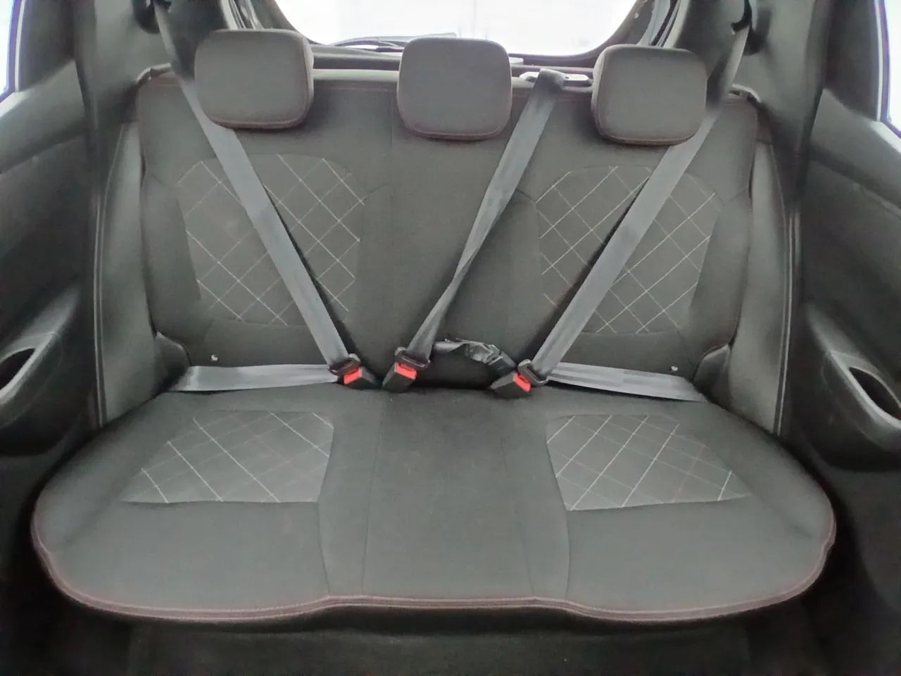 Renault Kwid 1.0 Zen, foto 18 de 18