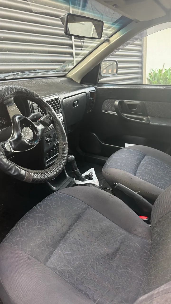 Volkswagen Polo POLO CLASSIC/ SPECIAL 1.8 MI 1998