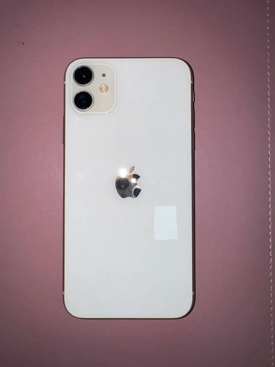 iPhone 11 256 GB (Acompanha 9 capinhas) 