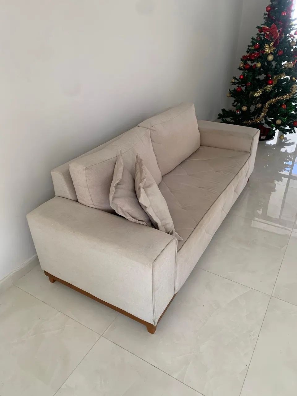 Vendo um sofá 65184958444418120