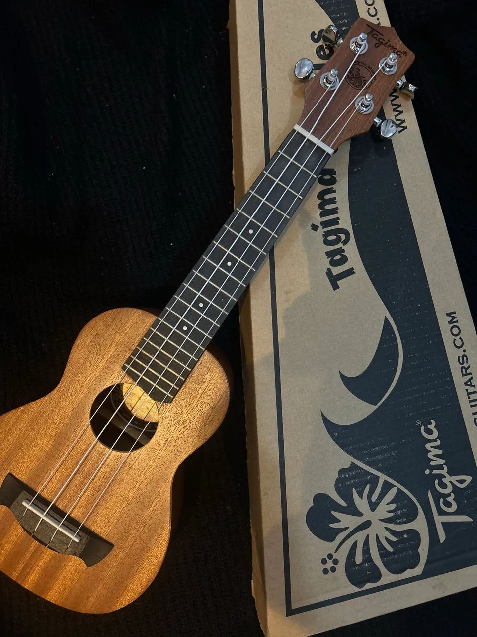 Tagima- Ukulele Soprano 21-K  - Foto 2