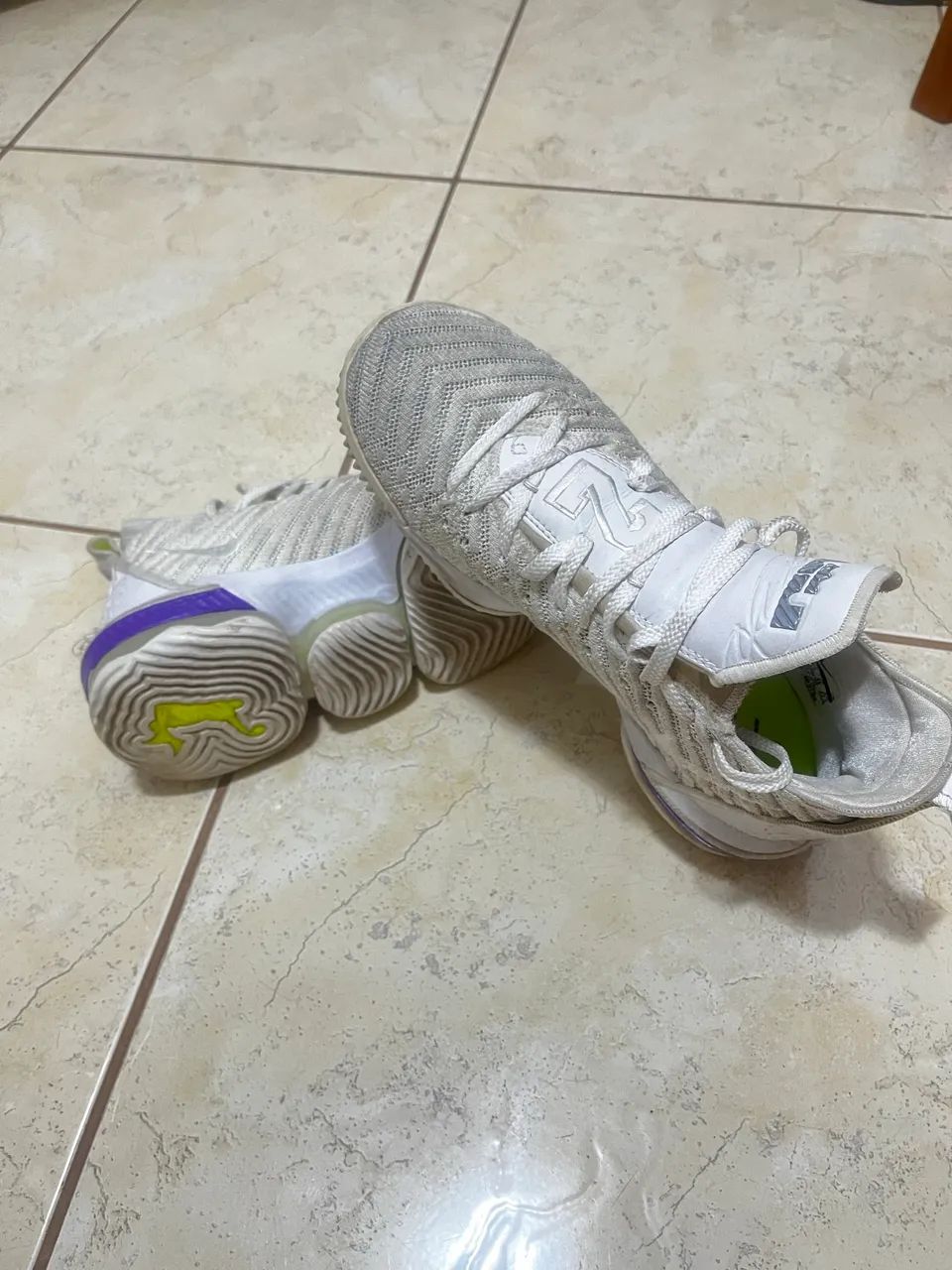 Nike LeBron 16 - Buzz Lightyear - Foto 3