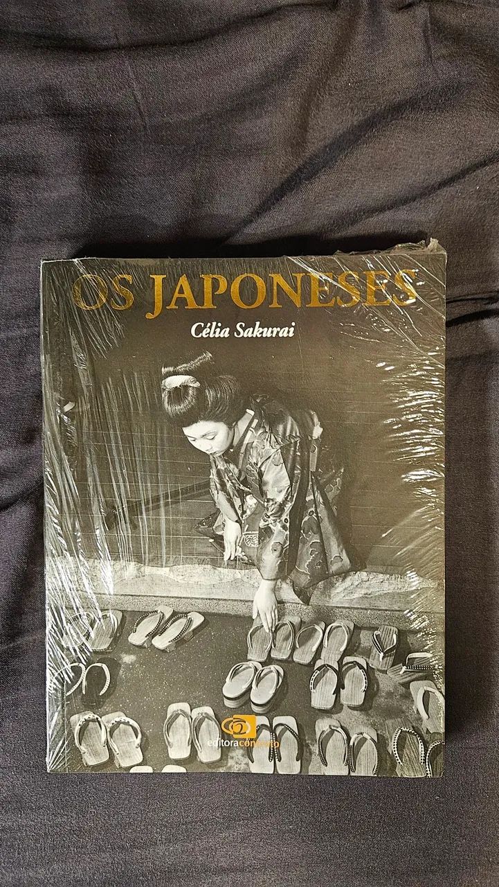 Livro os japoneses LACRADO