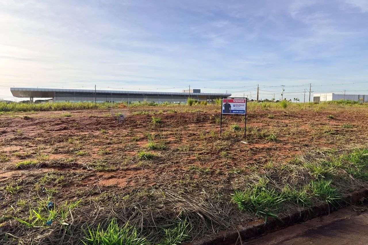 Terreno Comercial em Umuarama - Ótimo Preço!