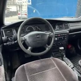 Chevrolet Vectra CD 2.2 16V / 2.0 16V Mec./aut. 1998