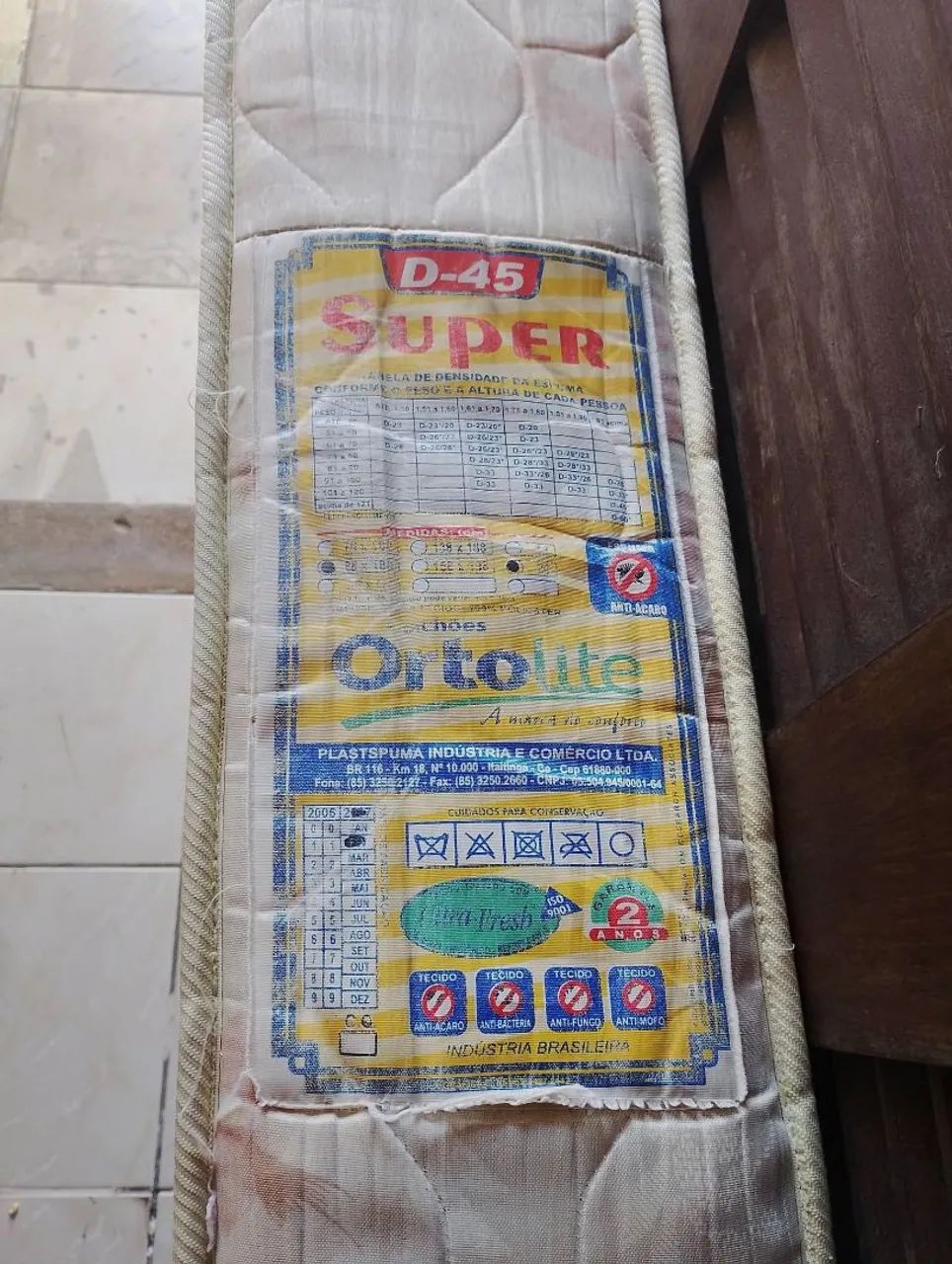 Vende-se colchão de solteiro usado. R$ 150,00 whatsapp *