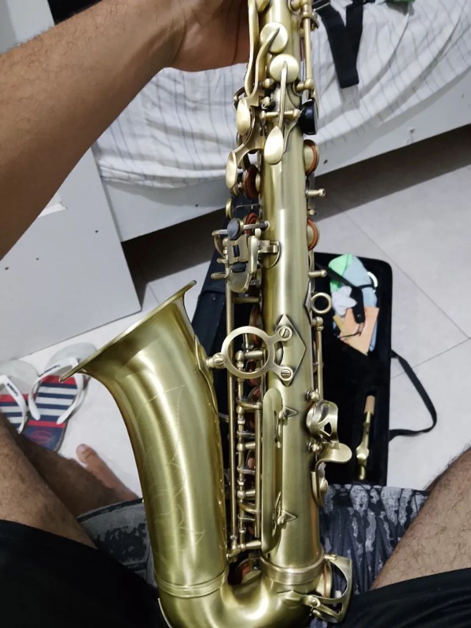 Saxofone dourado - Foto 3