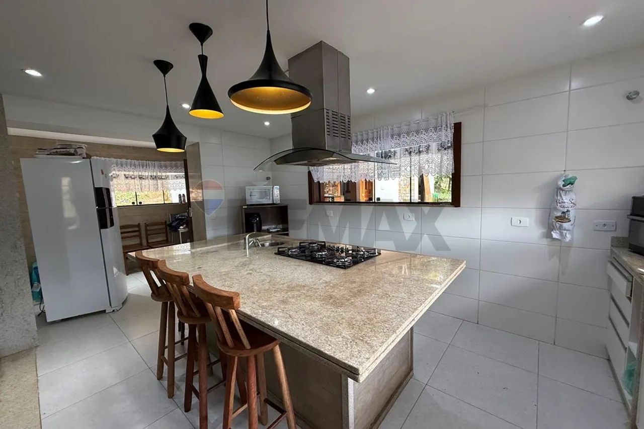 Casa em Condomínio próximo ao centro de Petrópolis - Foto 2