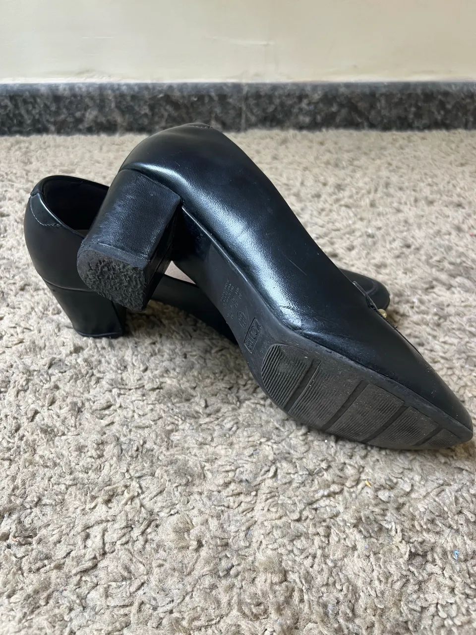 Sapato Scarpin Preto Modare - Foto 5