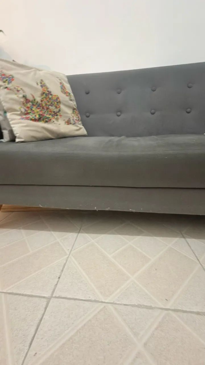Vendo Sofá 3 lugares - Foto 4