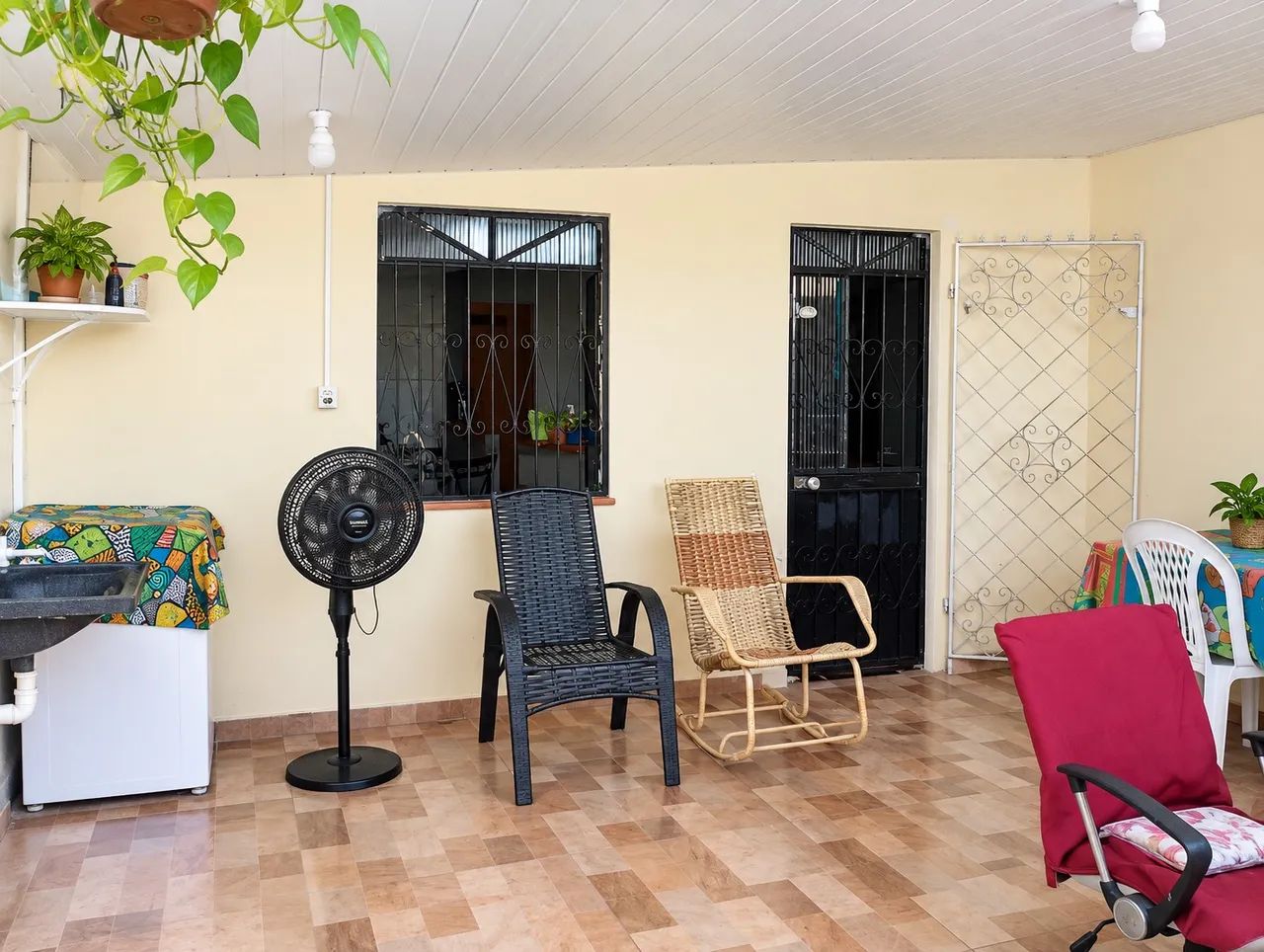 Casa DOCUMENTADA no Sto Antônio  