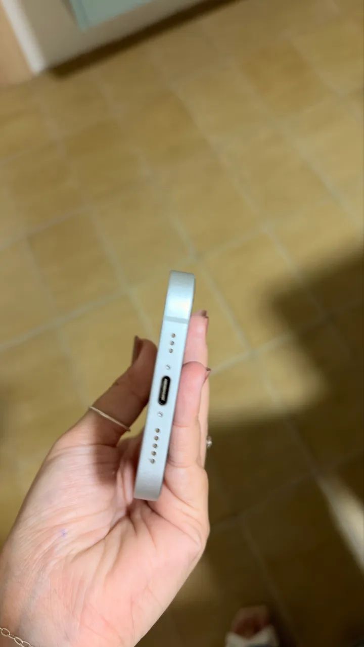 IPHONE 16e 256gb  - Foto 2