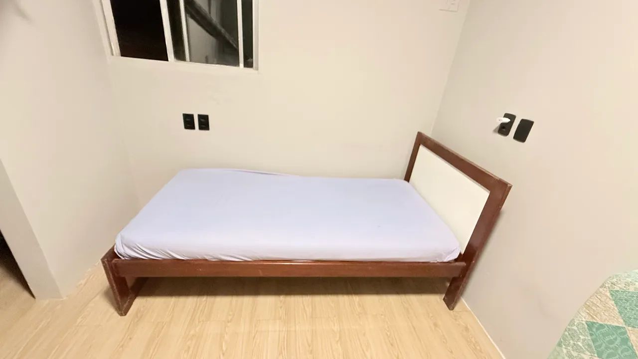 Cama em madeira maciça - Foto 5