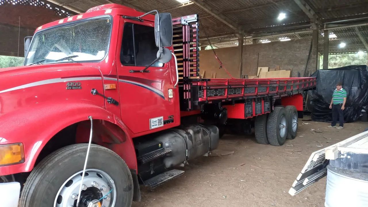 Internacional 4700t  - Foto 5