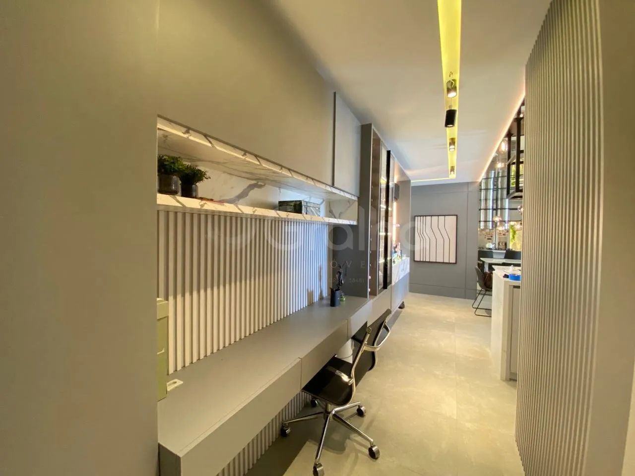 Apartamento de 104m² com 2 suítes na Agronômica - Foto 3