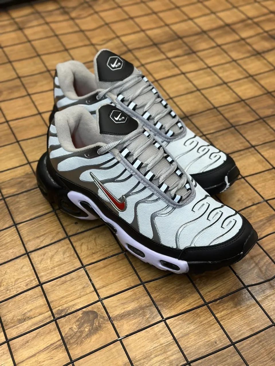 Tenis