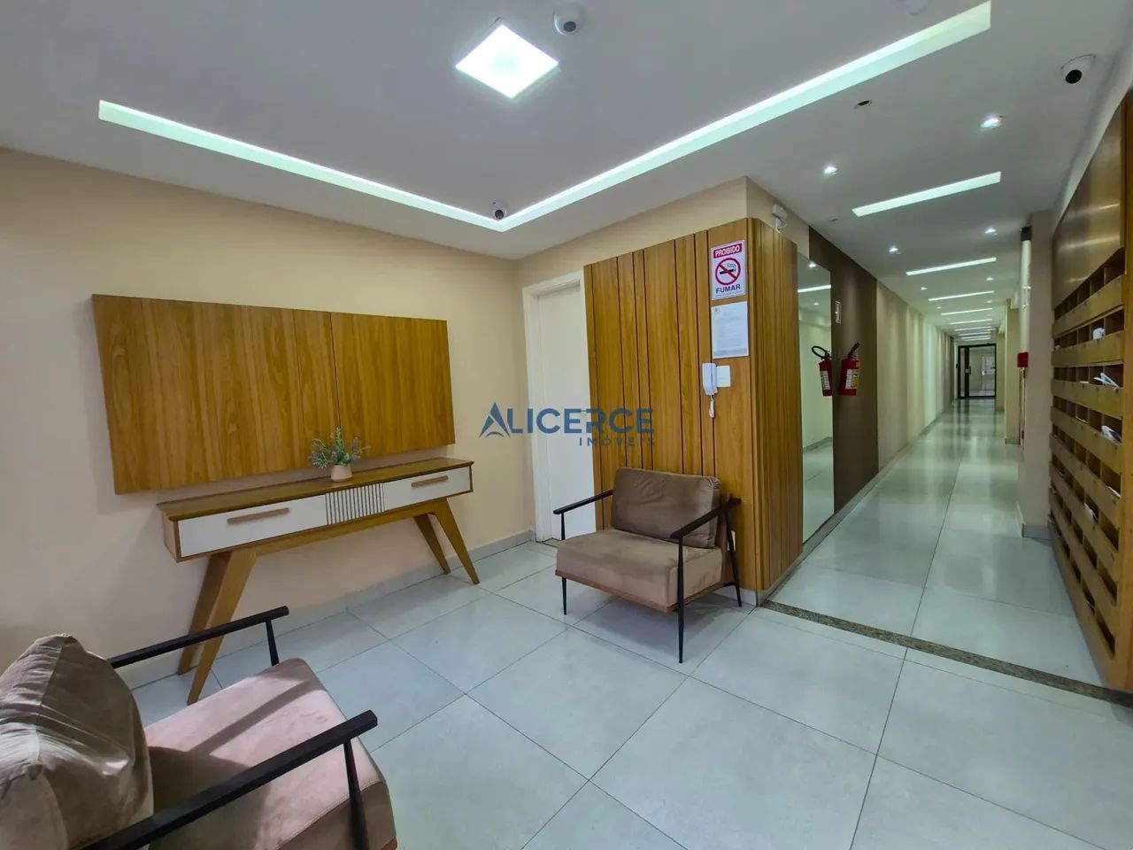 Cobertura LINEAR à venda, com garagem e elevador no Mariano Procópio. - Foto 3