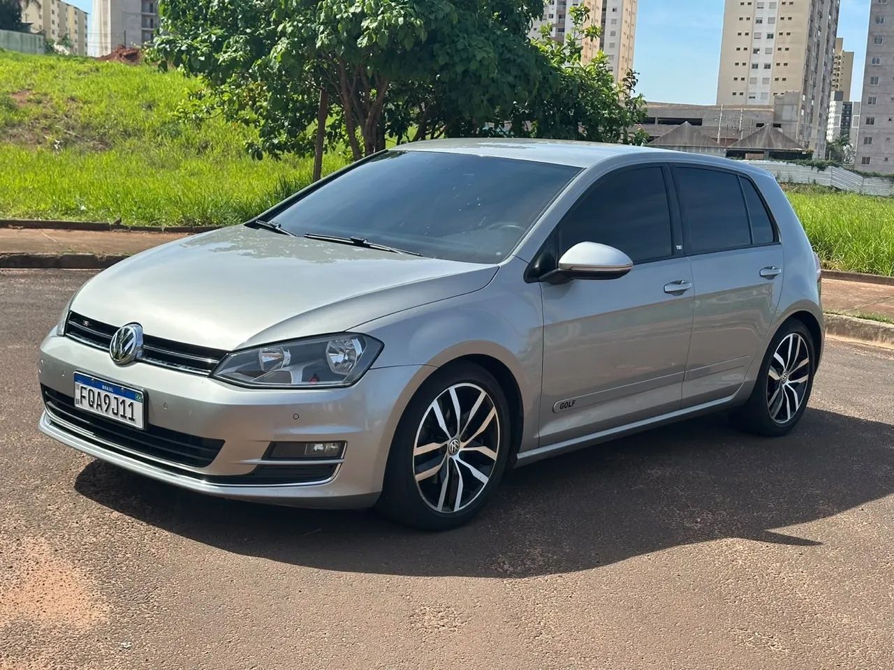 Volkswagen Golf Highline 1.4 TSI 140cv Aut., foto 2 de 12