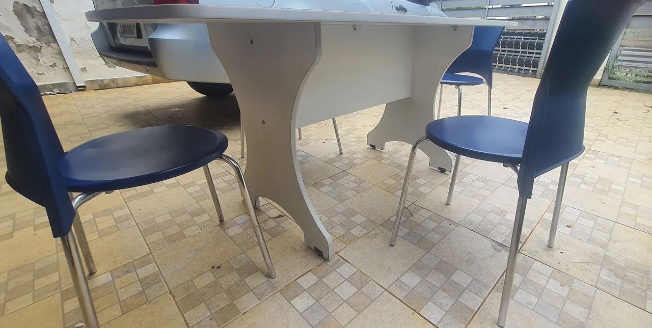 CONJUNTO MESA COM 4 CADEIRAS  - Foto 5