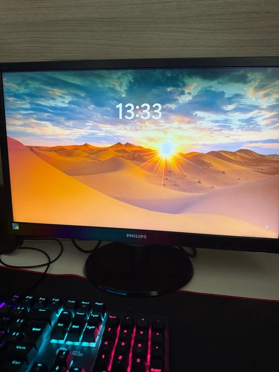 Monitor Philips 60hz FULL HD - Foto 3