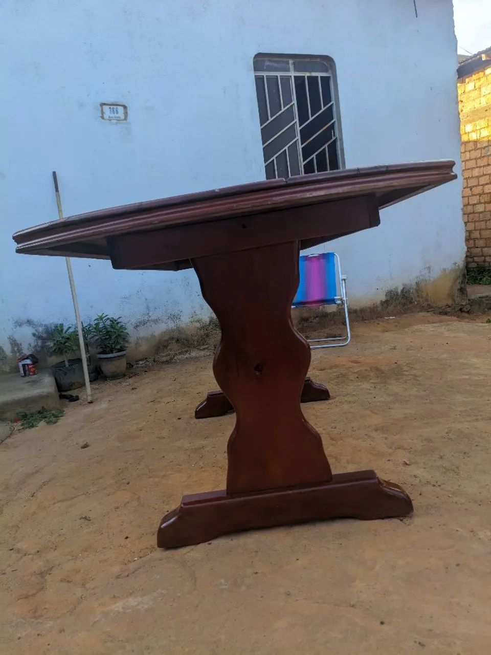 Mesa de jantar em madeira maciça (aceito propostas) - Foto 4