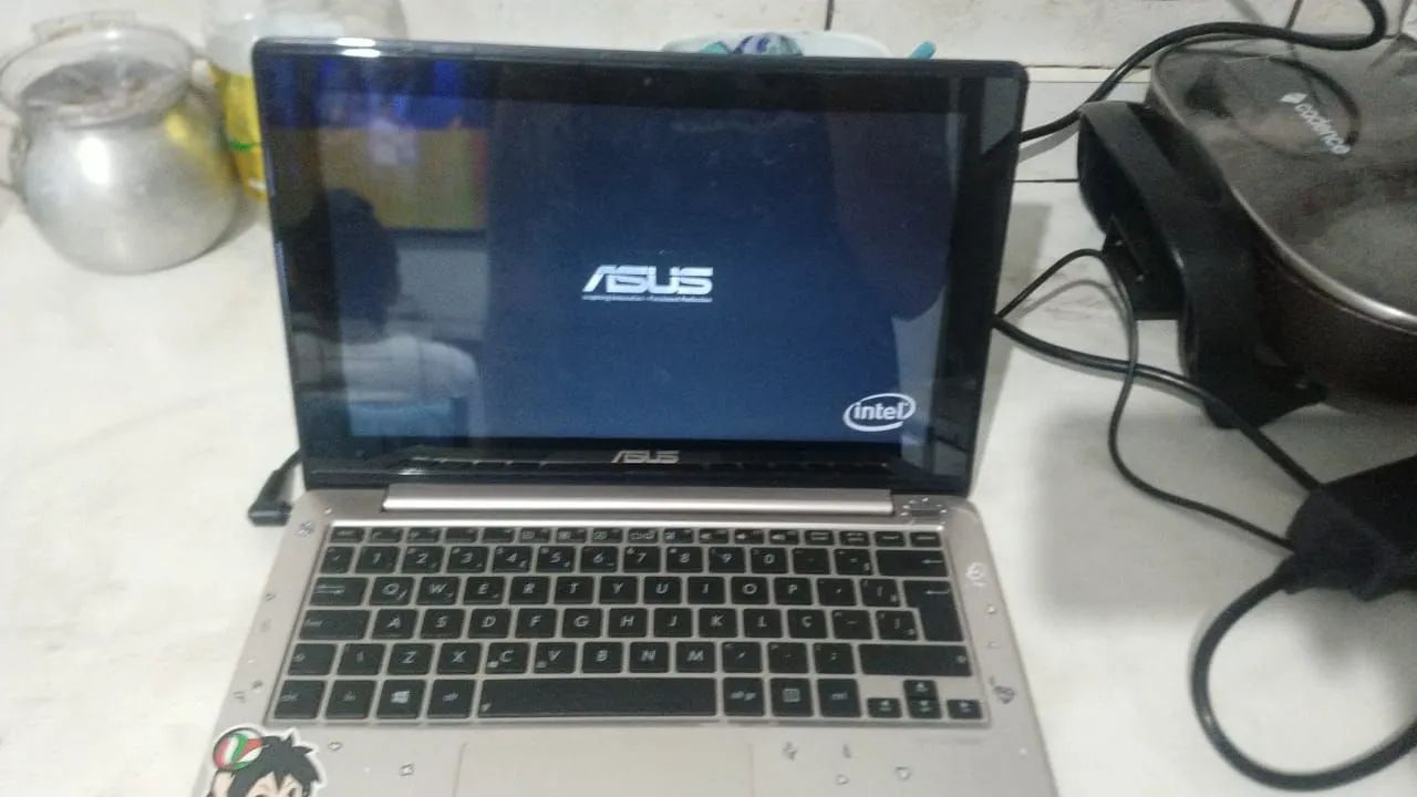 Vendo notebook em perfeito estado .