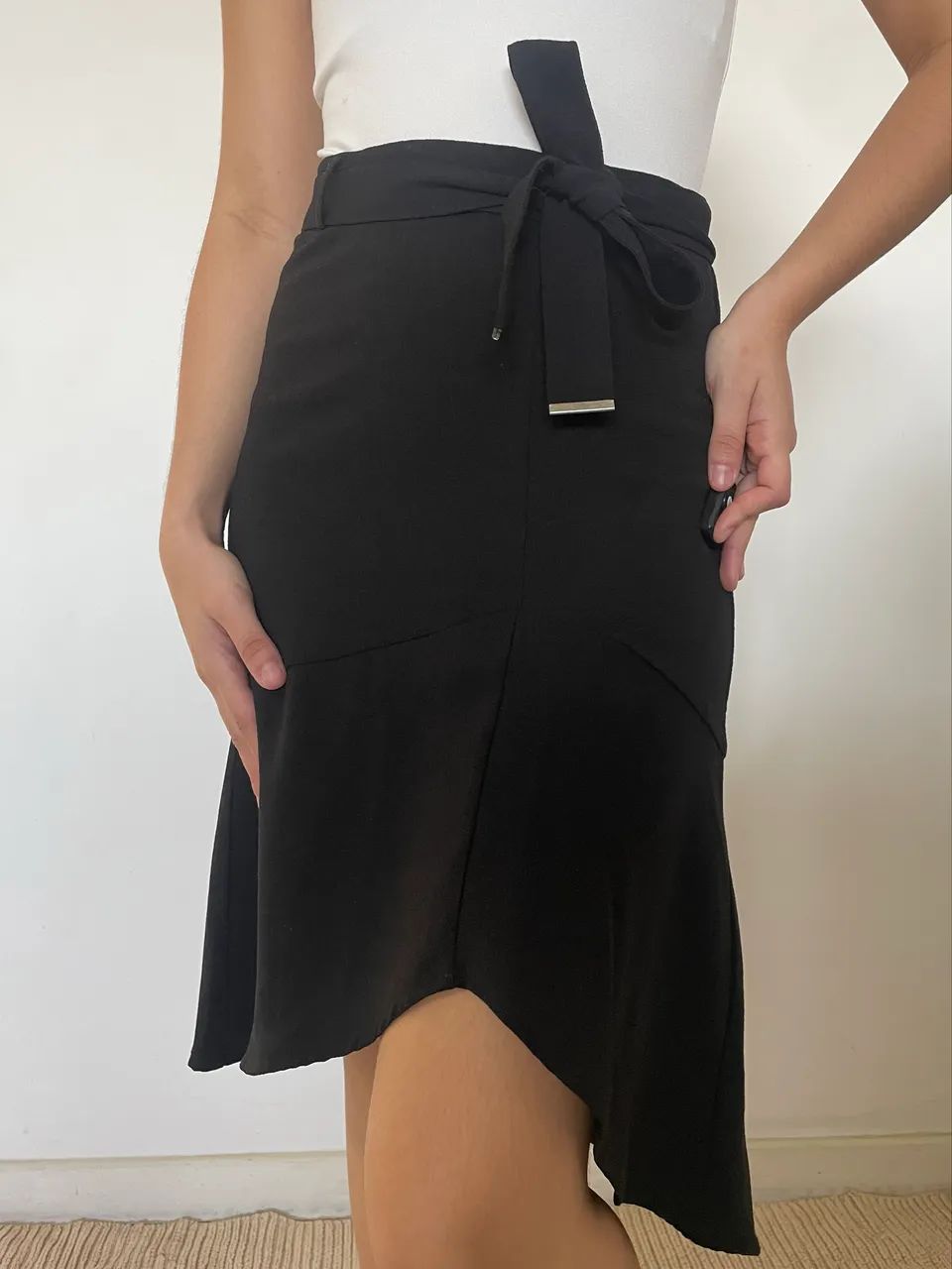 Saia Midi Preta Fenda 38 - Foto 2