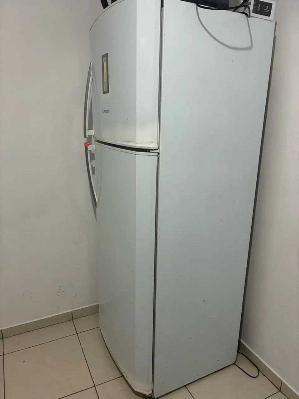 Geladeira com defeito!!!!!