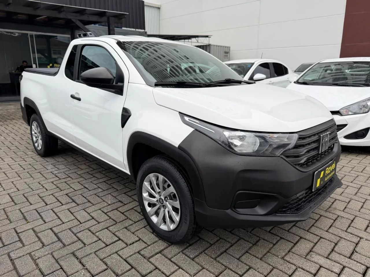 Fiat Strada Endurance 1.4 Flex 8V CS Plus 2023 - Foto 4