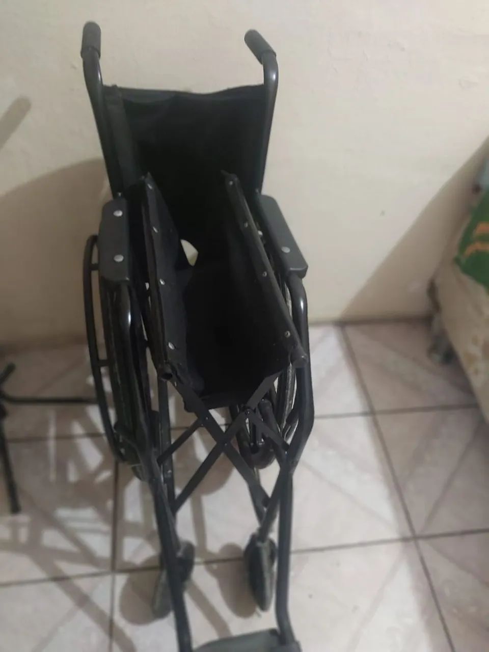 Cadeira de Rodas  - Foto 2