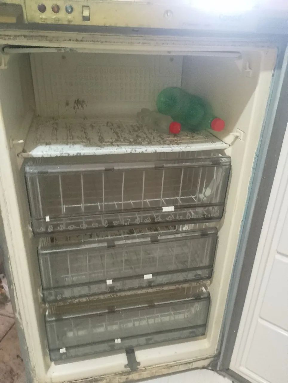 Vendo freezer Consul  Consul e frigobar Philco pfg 95 b