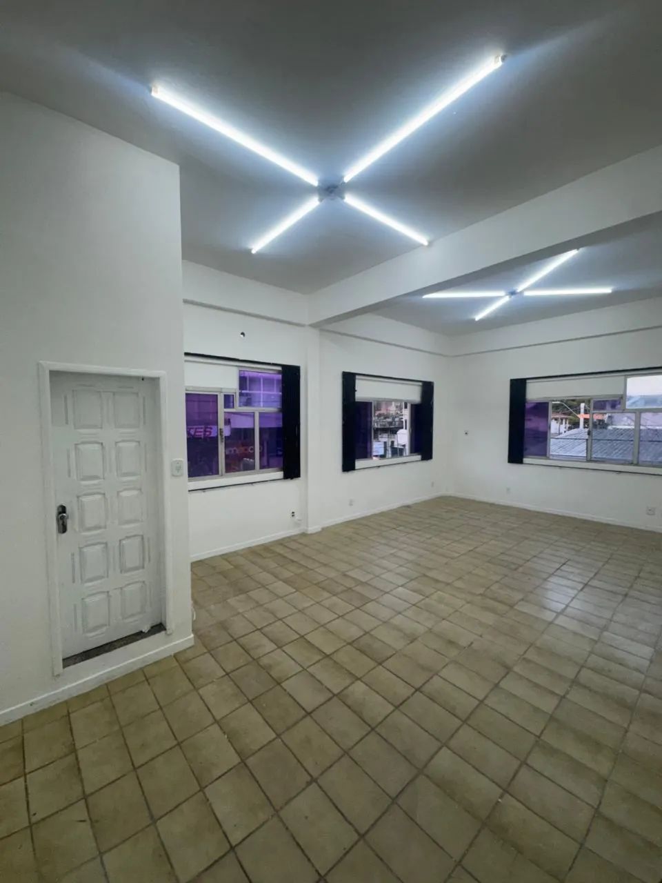 alugo essas salas comerciais, no CENTRO - Foto 3