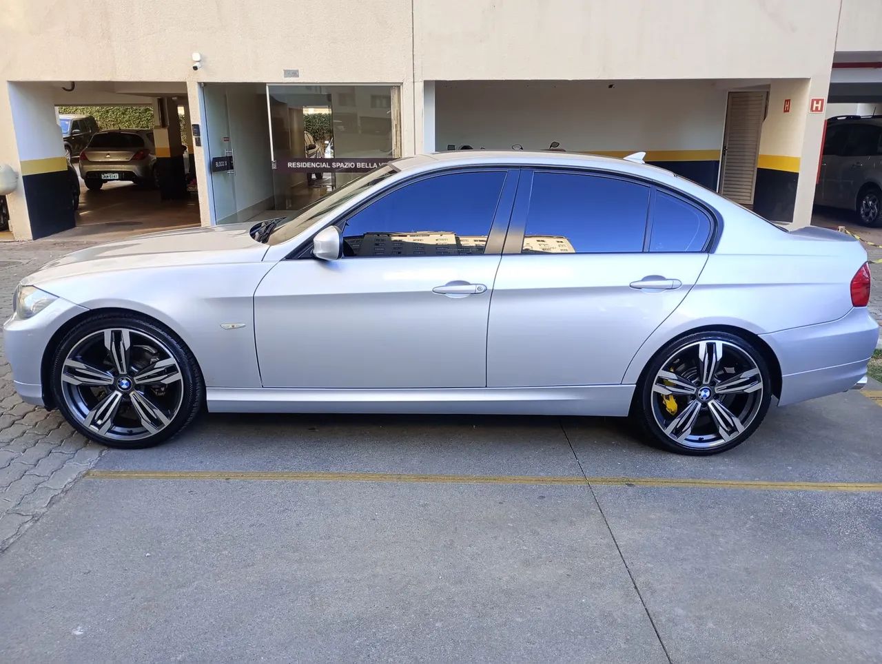 BMW 320I A 2010 - Foto 3