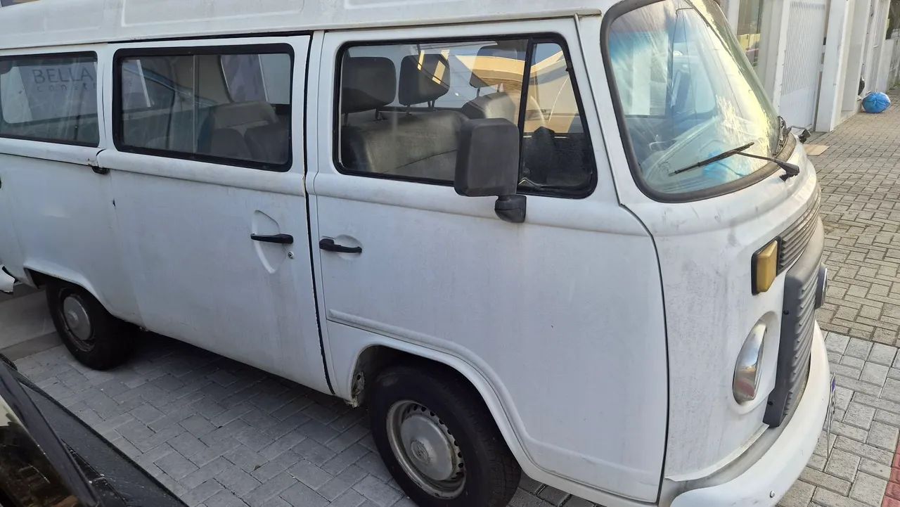 Volkswagen Kombi STANDARD 1.4 MI TOTAL FLEX 8V 2011