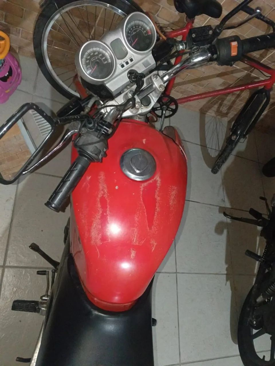 CBX Twister  - Foto 2