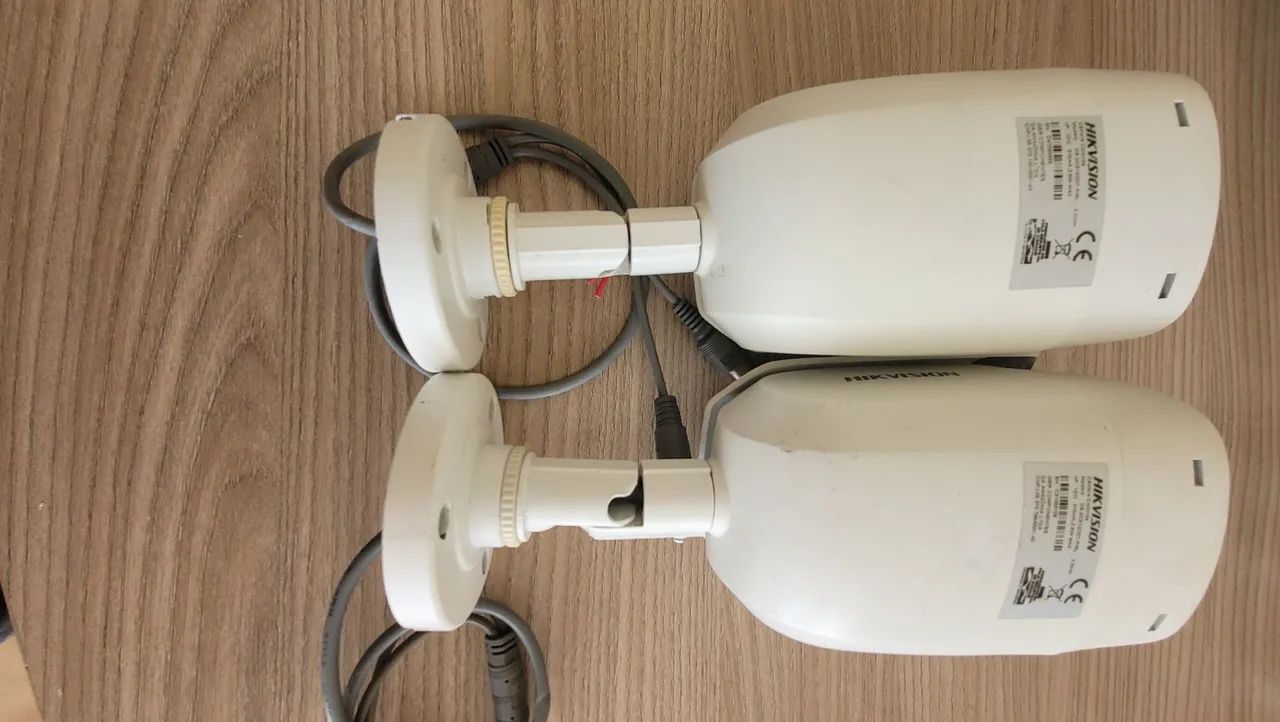 Câmera Hikvision Bullet Strobe 2MP FullHD - Foto 4