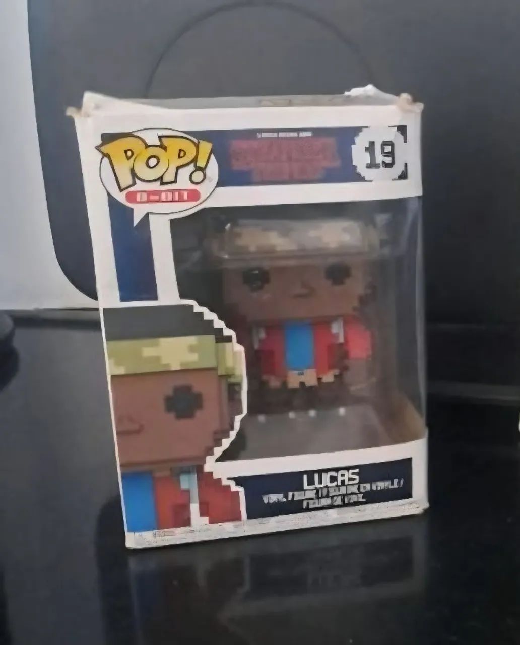Funko pop lucas 8-bit stranger things