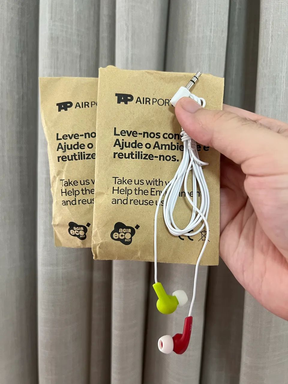 Fone de ouvido da TAP