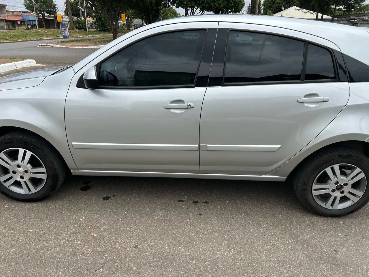 Chevrolet Agile LTZ 1.4 MPFI 8V FLEXPOWER 5P 2013