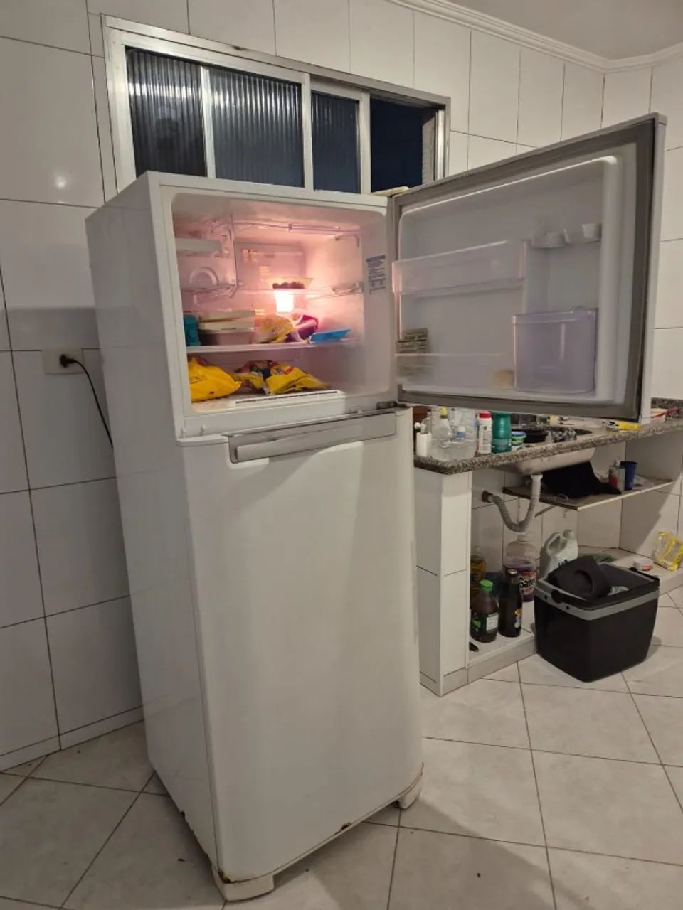 Geladeira Electrolux DF46