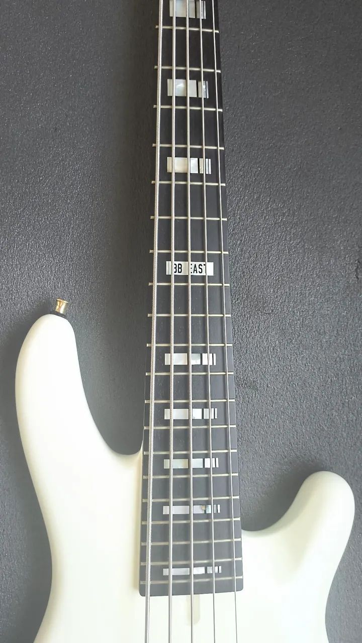 Contra baixo Yamaha bbne2  - Foto 3