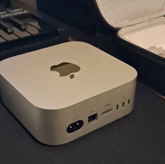 Mac mini M4 - 16 GB RAM / SSD 256 GB (nunca usado) - Foto 2