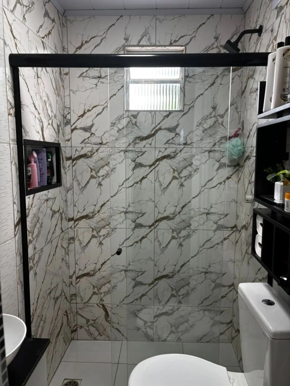 box de banheiro e afins, trabalhamos sobre medida!