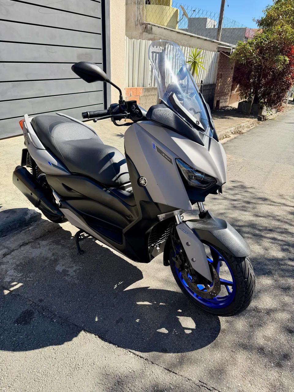 YAMAHA XMAX - Foto 2