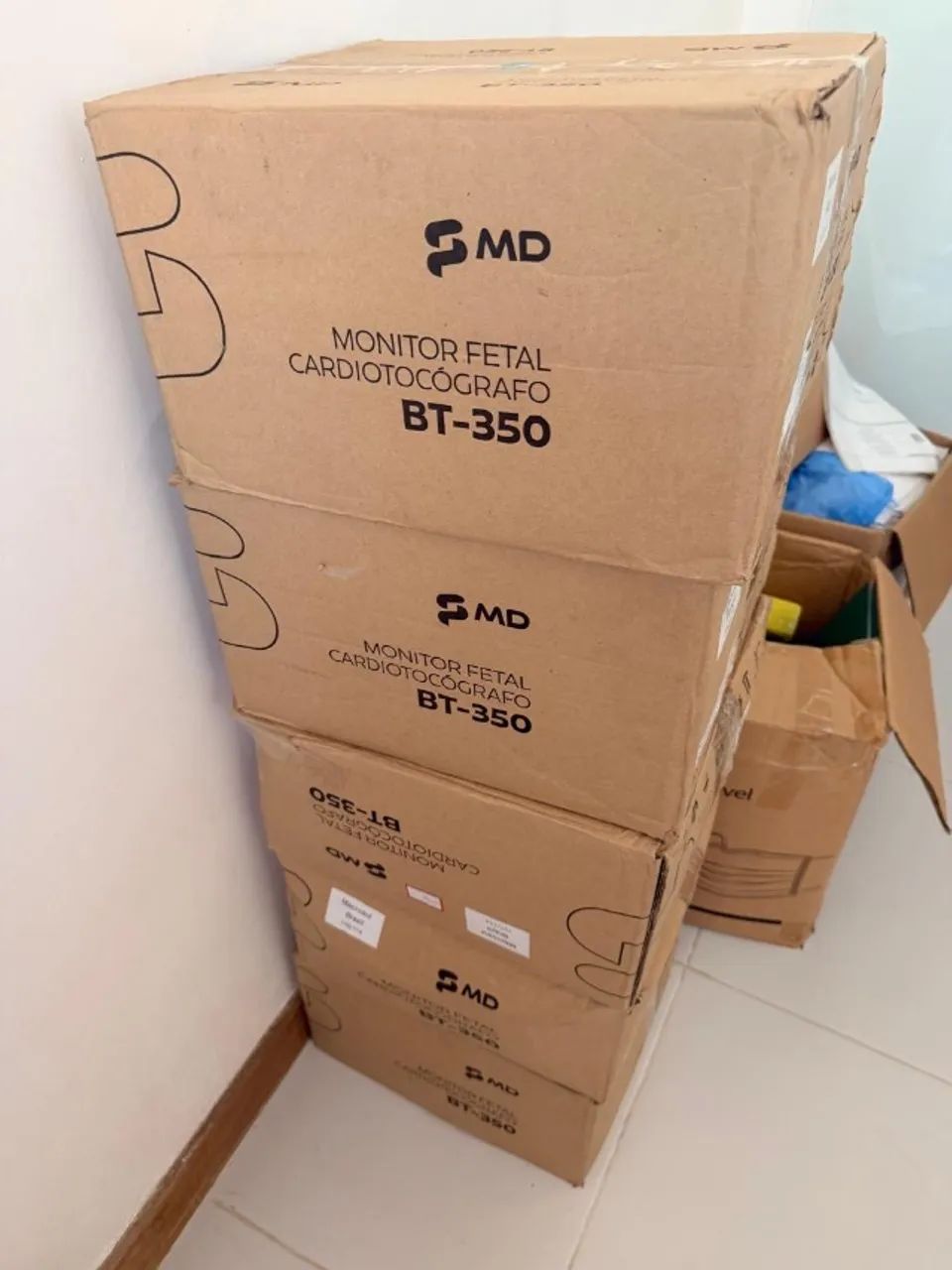 MONITOR FETAL CARDIOTOCÓGRAFO BT 350