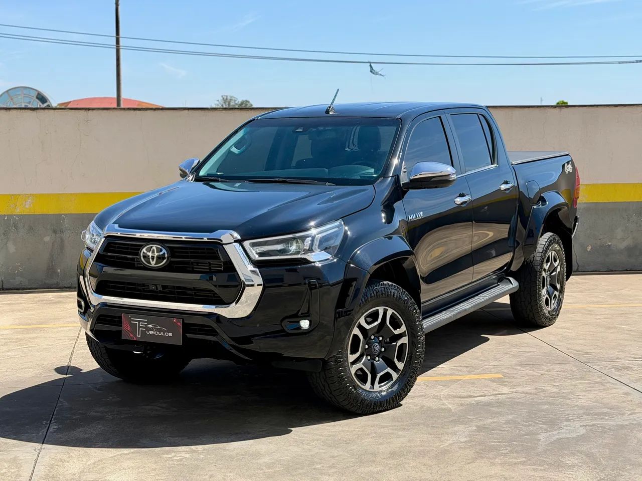 Toyota Hilux CD SRX Plus 4X4 2.8 TDI Die. Aut. 2024