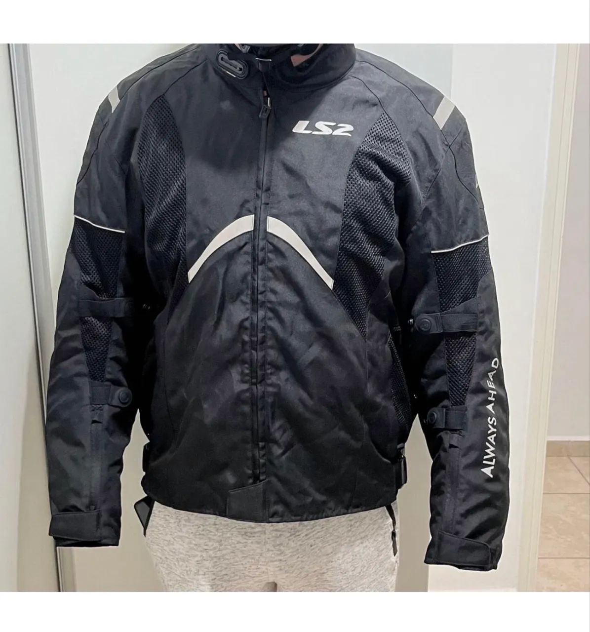Jaqueta modelo touring/adventure