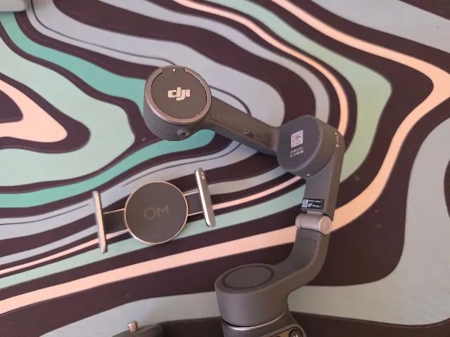 Gimbal DJI Osmo Mobile 6 com Extensor - Bateria 1h - Foto 5