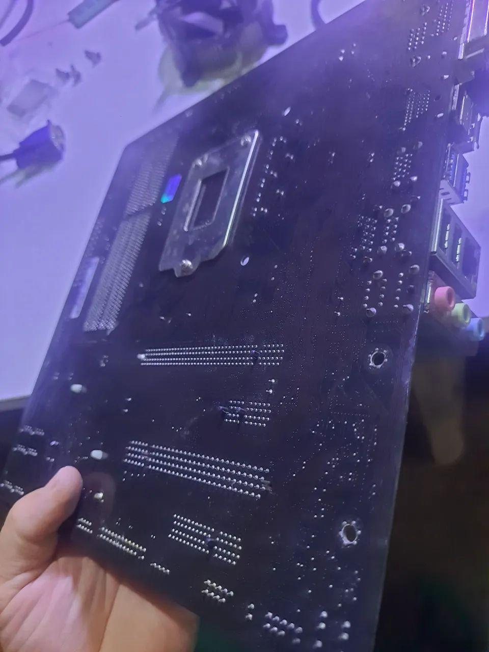 Placa mae gigabyte h81 liga bipe continuo - Foto 3