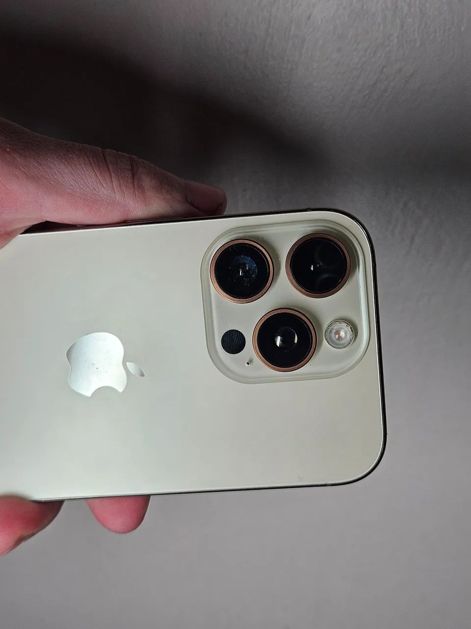 Iphone 16 pro - Foto 2
